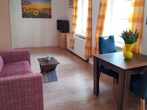 19011386-Ferienwohnung-2-Lübeck-300x225-0