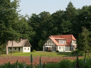 23083045-Ferienwohnung-2-Lüdersburg-300x225-1