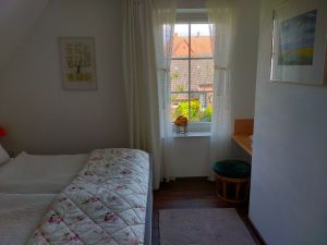 23824837-Ferienwohnung-2-Lütetsburg-300x225-2