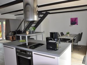 22808761-Ferienwohnung-4-Lütow-300x225-3