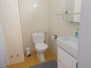 23893397-Ferienwohnung-8-Lugano-300x225-4