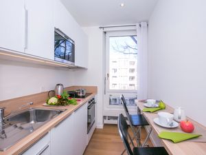 23706196-Ferienwohnung-4-Lugano-300x225-4