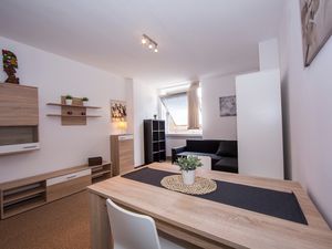 23706210-Ferienwohnung-2-Lugano-300x225-1