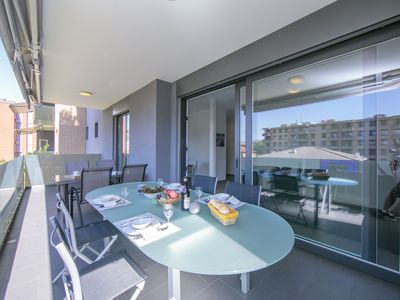 Privaten Balkon mit Esstisch für 4