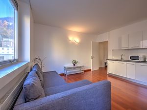 23706985-Ferienwohnung-4-Lugano-300x225-2