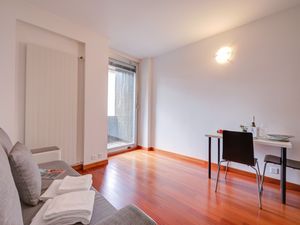 23707009-Ferienwohnung-2-Lugano-300x225-2