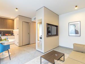 23707394-Ferienwohnung-2-Lugano-300x225-2