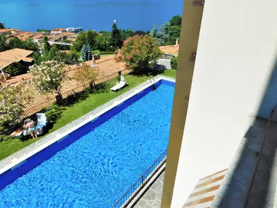 PoolOfHouse