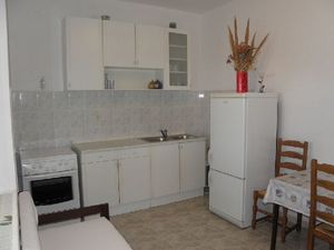 19285026-Ferienwohnung-0-Lumbarda-300x225-4