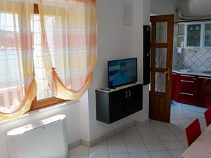 23930697-Ferienwohnung-4-Lumbarda-300x225-2