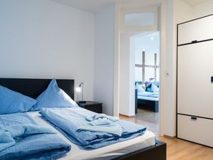 19017738-Ferienwohnung-6-Luzern-300x225-2