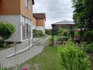 23525068-Ferienwohnung-4-Lychen-300x225-0