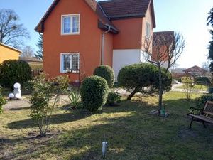 23525068-Ferienwohnung-4-Lychen-300x225-2