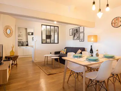 DiningRoom