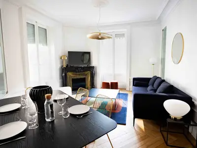 DiningRoom
