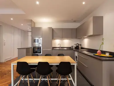 DiningRoom