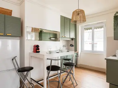 DiningRoom