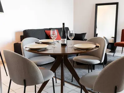 DiningRoom