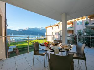 Ferienwohnung für 5 Personen (80 m²) ab 195 € in Maccagno