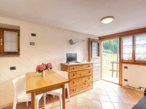 23956300-Ferienwohnung-2-Macugnaga-300x225-5