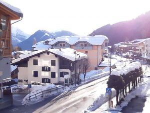 22134295-Ferienwohnung-6-Madonna Di Campiglio-300x225-3