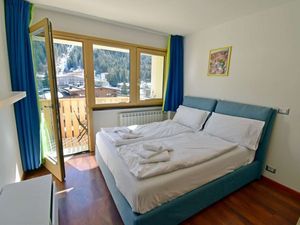 22133905-Ferienwohnung-2-Madonna Di Campiglio-300x225-1