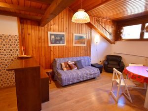 22133909-Ferienwohnung-6-Madonna Di Campiglio-300x225-5