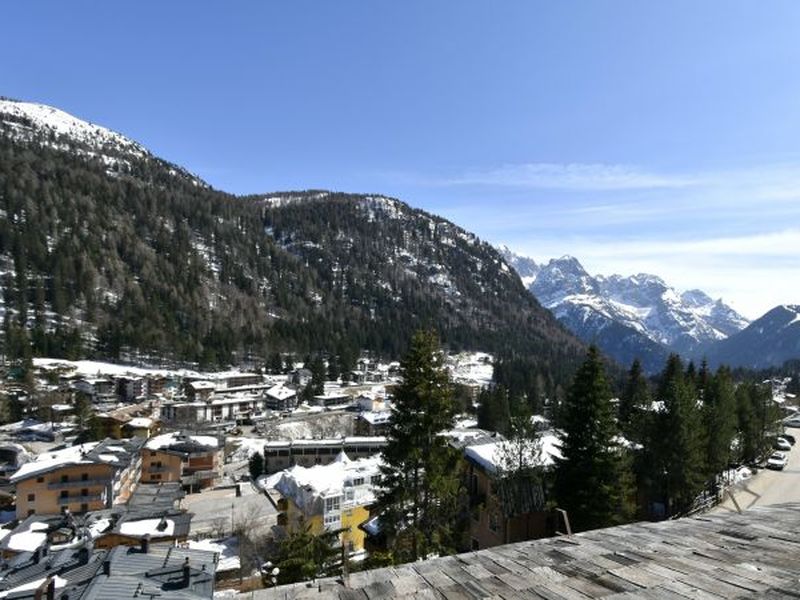 22133917-Ferienwohnung-8-Madonna Di Campiglio-800x600-2