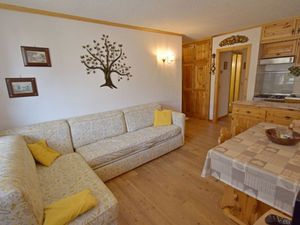 23171357-Ferienwohnung-5-Madonna Di Campiglio-300x225-4