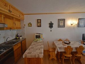 23171357-Ferienwohnung-5-Madonna Di Campiglio-300x225-5