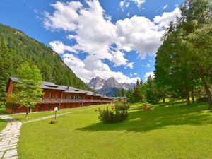 23293801-Ferienwohnung-4-Madonna Di Campiglio-300x225-2