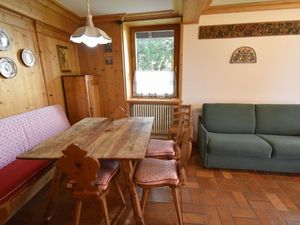 23381453-Ferienwohnung-5-Madonna Di Campiglio-300x225-2