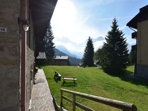 23381453-Ferienwohnung-5-Madonna Di Campiglio-300x225-4