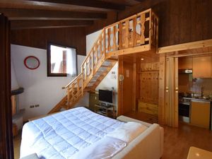 23426682-Ferienwohnung-5-Madonna Di Campiglio-300x225-4