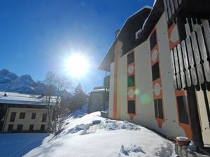 23837931-Ferienwohnung-5-Madonna Di Campiglio-300x225-4