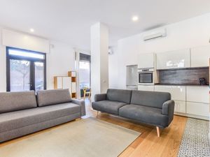 23579964-Ferienwohnung-6-Madrid-300x225-1