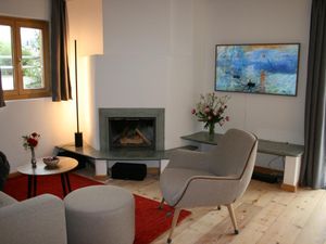 24037864-Ferienwohnung-4-Madulain-300x225-2