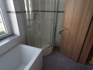 23516282-Ferienwohnung-4-Magdeburg-300x225-5