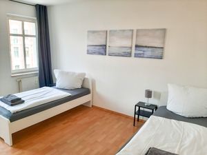 23483573-Ferienwohnung-4-Magdeburg-300x225-2