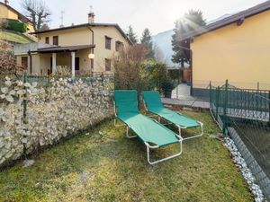 23966458-Ferienwohnung-2-Magreglio-300x225-0