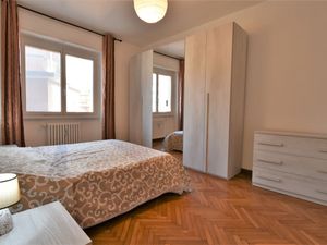 23862485-Ferienwohnung-4-Mailand-300x225-1