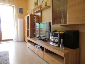 22423293-Ferienwohnung-4-Maintal-300x225-1