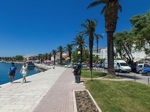 23294449-Ferienwohnung-6-Makarska-300x225-3