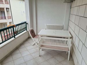 23974360-Ferienwohnung-3-Makarska-300x225-1