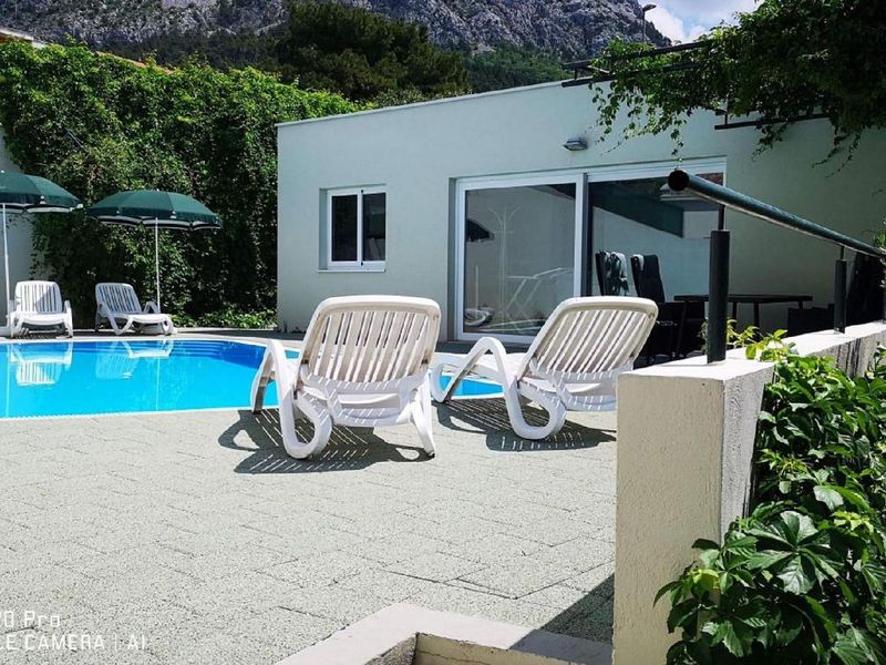 23974397-Ferienwohnung-4-Makarska-800x600-0