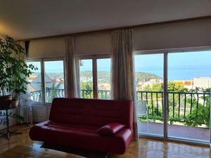 23974396-Ferienwohnung-6-Makarska-300x225-3