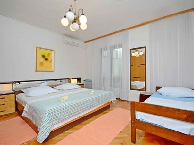 Ferienwohnung für 3 Personen (40 m²) in Makarska 8/10