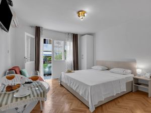 Ferienwohnung für 3 Personen (20 m²) in Makarska