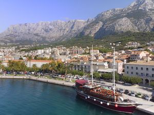 23944200-Ferienwohnung-5-Makarska-300x225-5