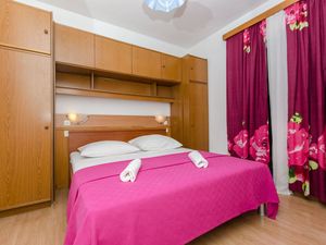 Ferienwohnung für 3 Personen (40 m²) in Makarska